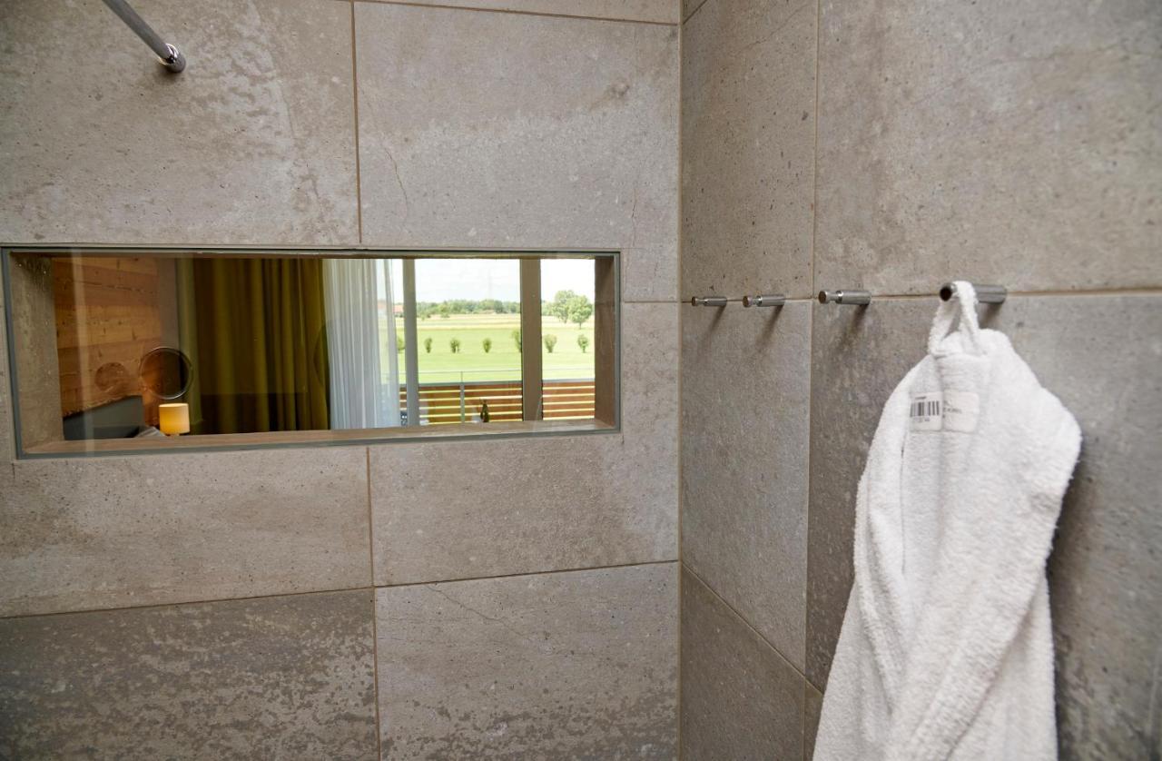 Bachhof Resort Hotel Kirchroth Bagian luar foto